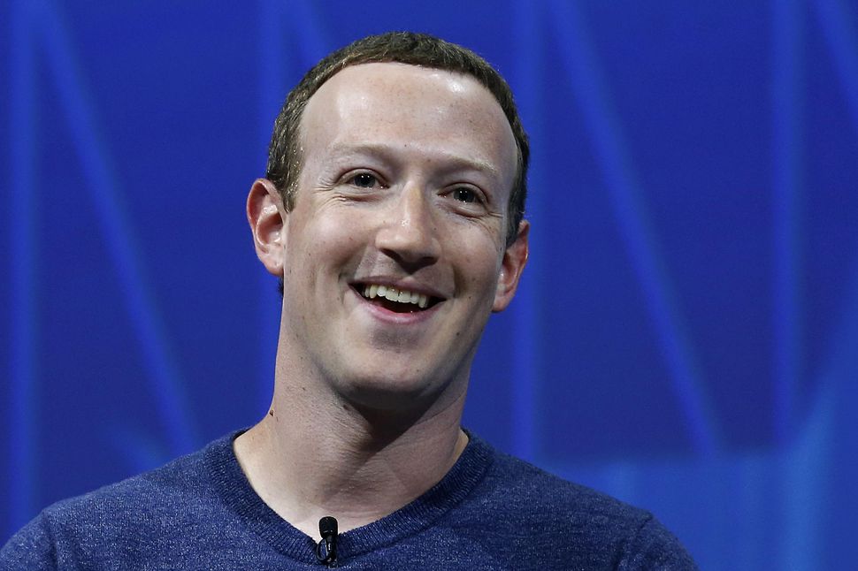Facebook vuole integrare Instagram, Whatsapp e Messenger.